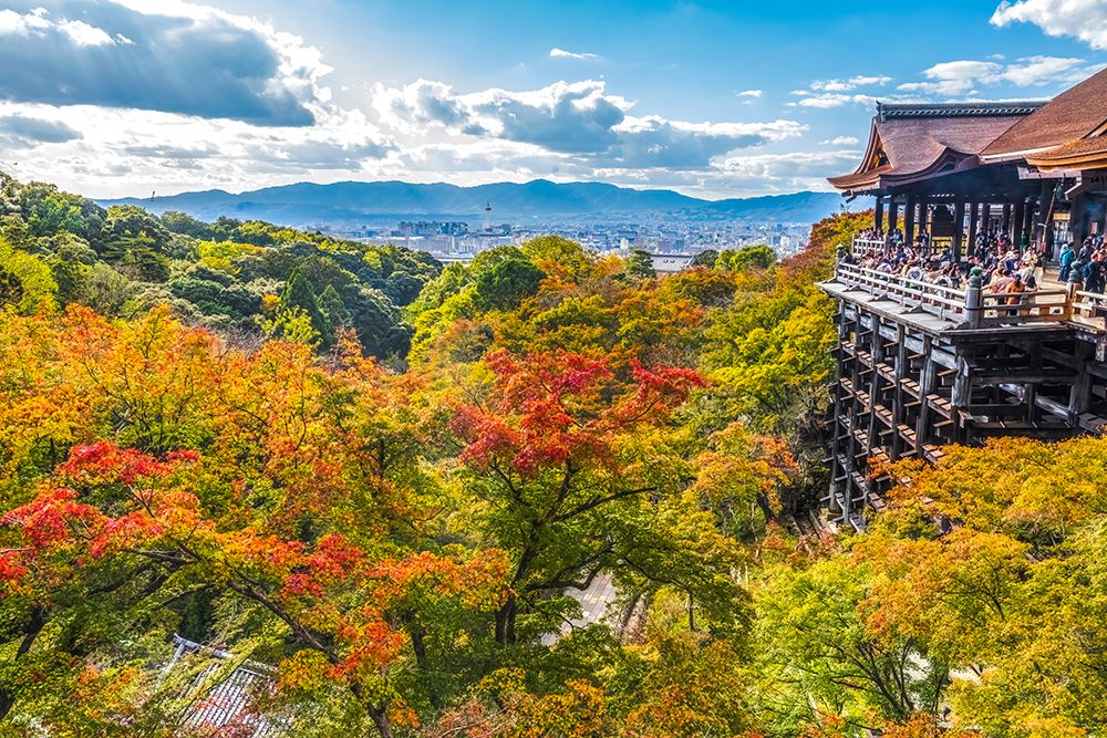 Tourists, Kiyomizu Buddhist Temple, Kyoto, Japan.